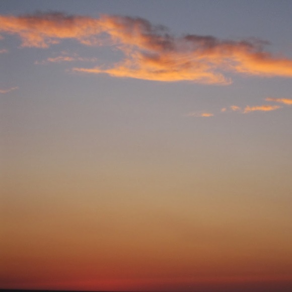 Meet your Posher, Lydia - Picture 1 of 1